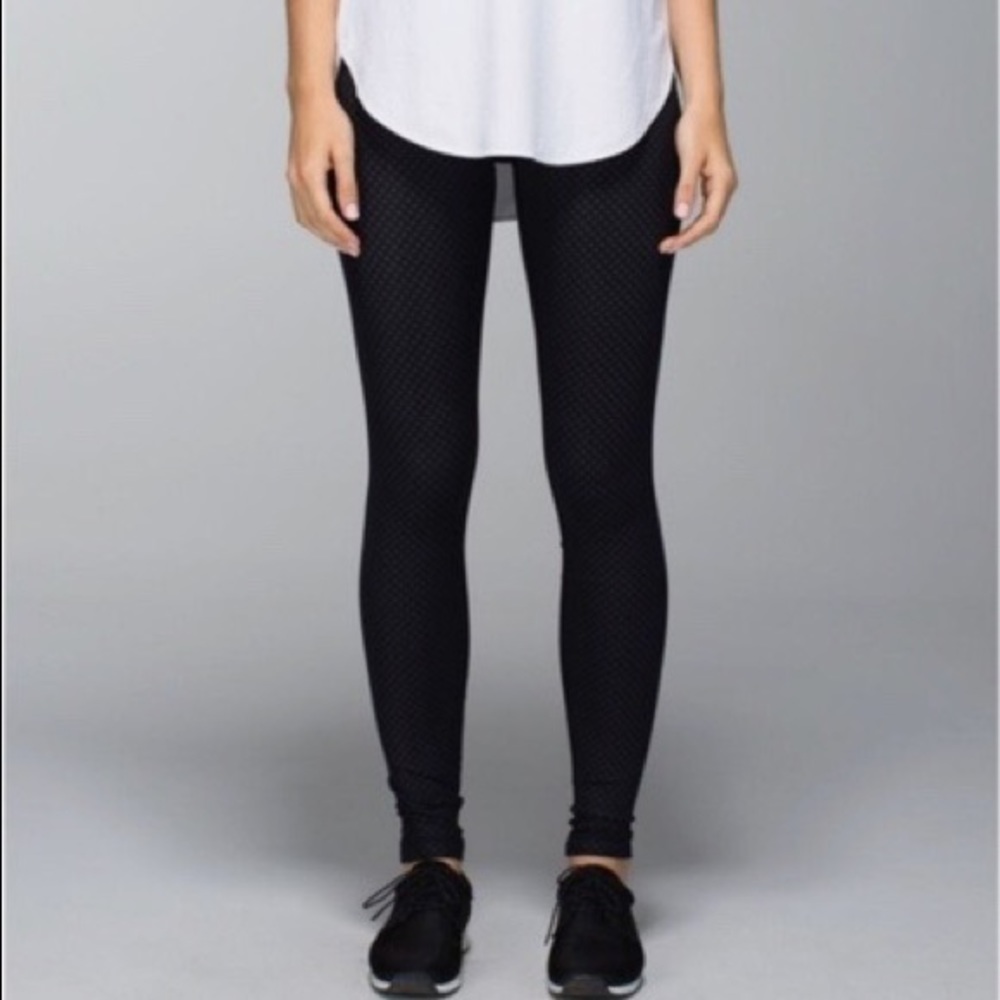 Lululemon Wunder Under Polka Dot Leggings Size 8